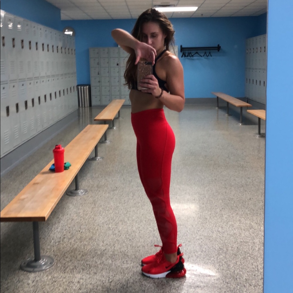 Betsy Johnston leggings